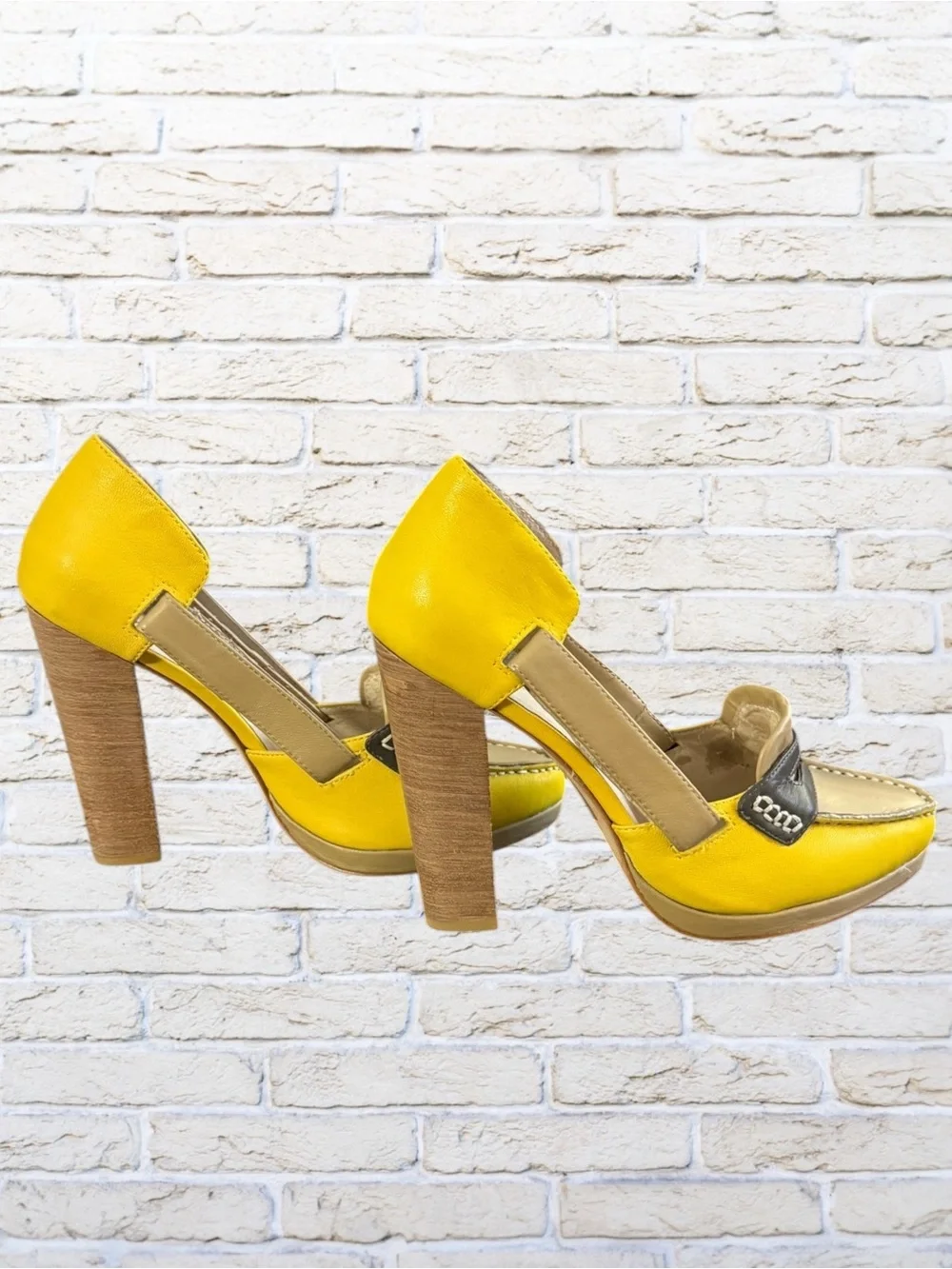 PLOMO Leather Yellow Heel Loafer Pumps - Dolce Gabana Dupes - Size 41 10-10.5